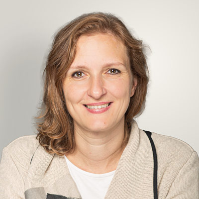 Über uns 5 portrait anna olchvary